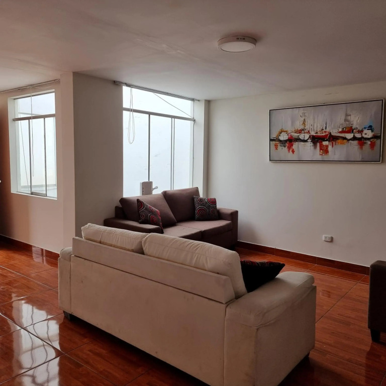Apart Hotel Cabral a 5 minutos del Jockey Plaza
