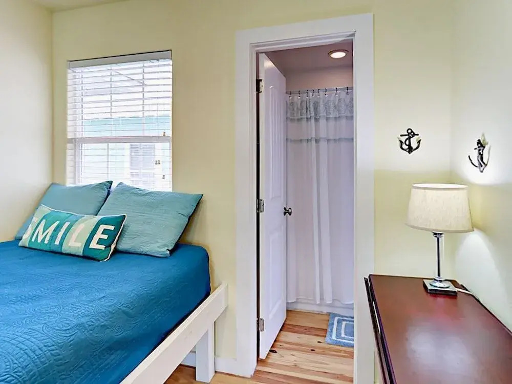 Popsicle's and Flip Flops VW8 4 Bedrooms 3.5 Bathrooms Home