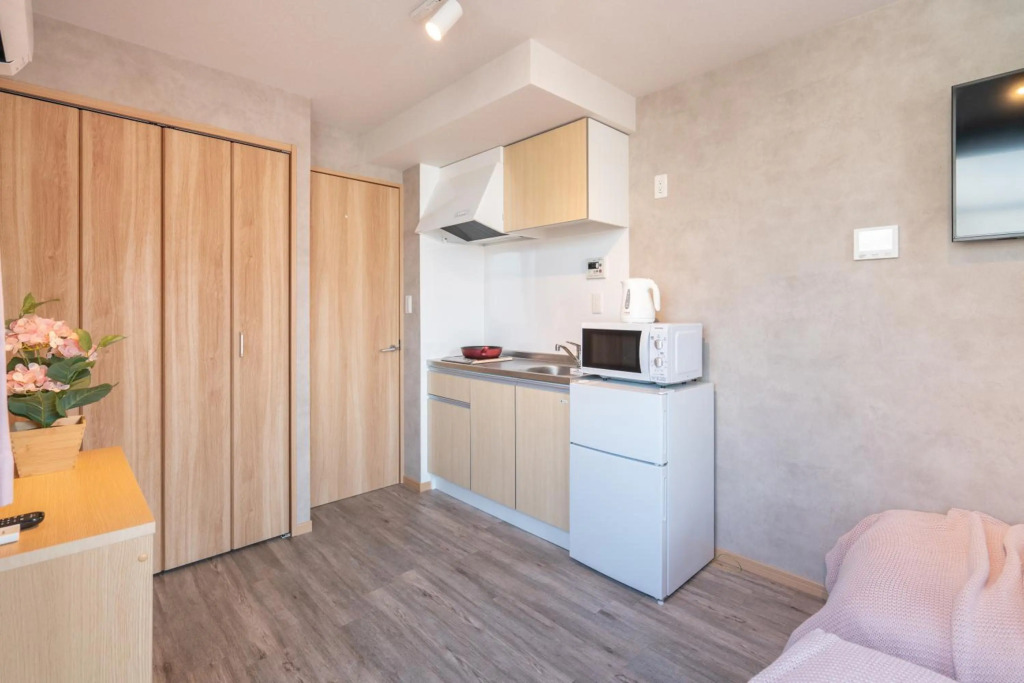 Designed apart ment Yamanote Line Shin-Okubo Sta 3 min walk