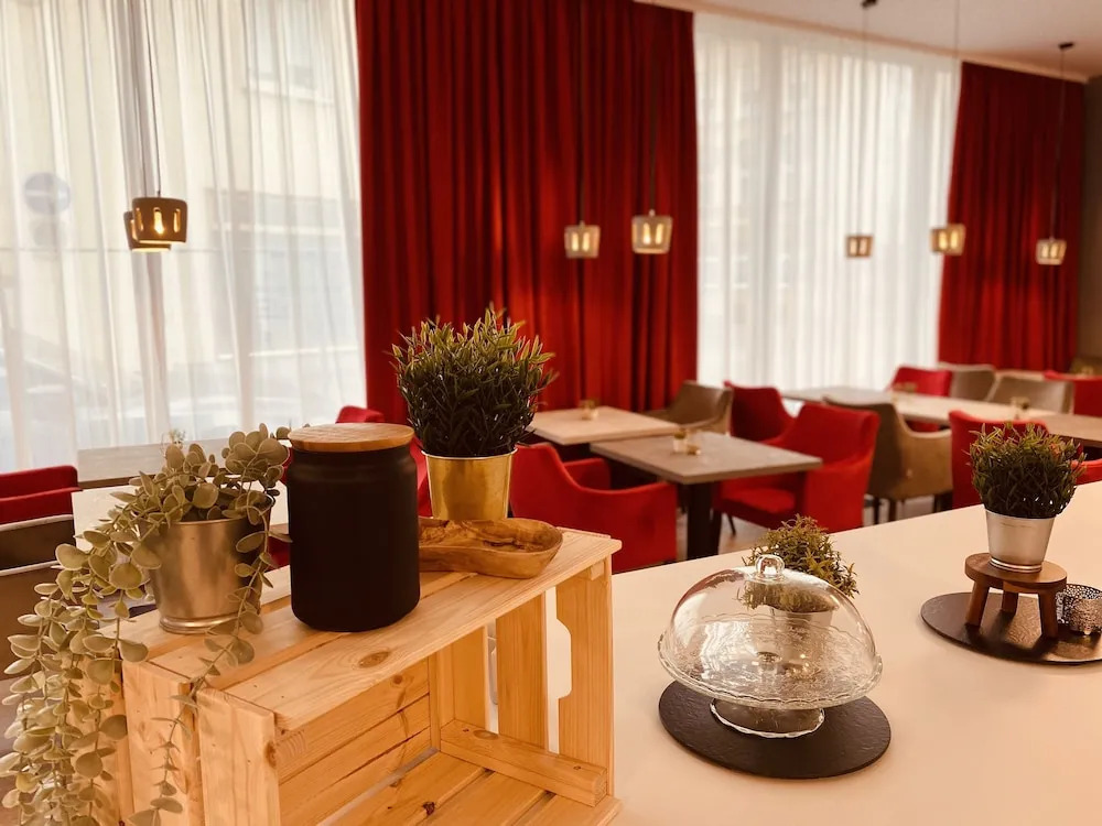 DORMERO Hotel Hof