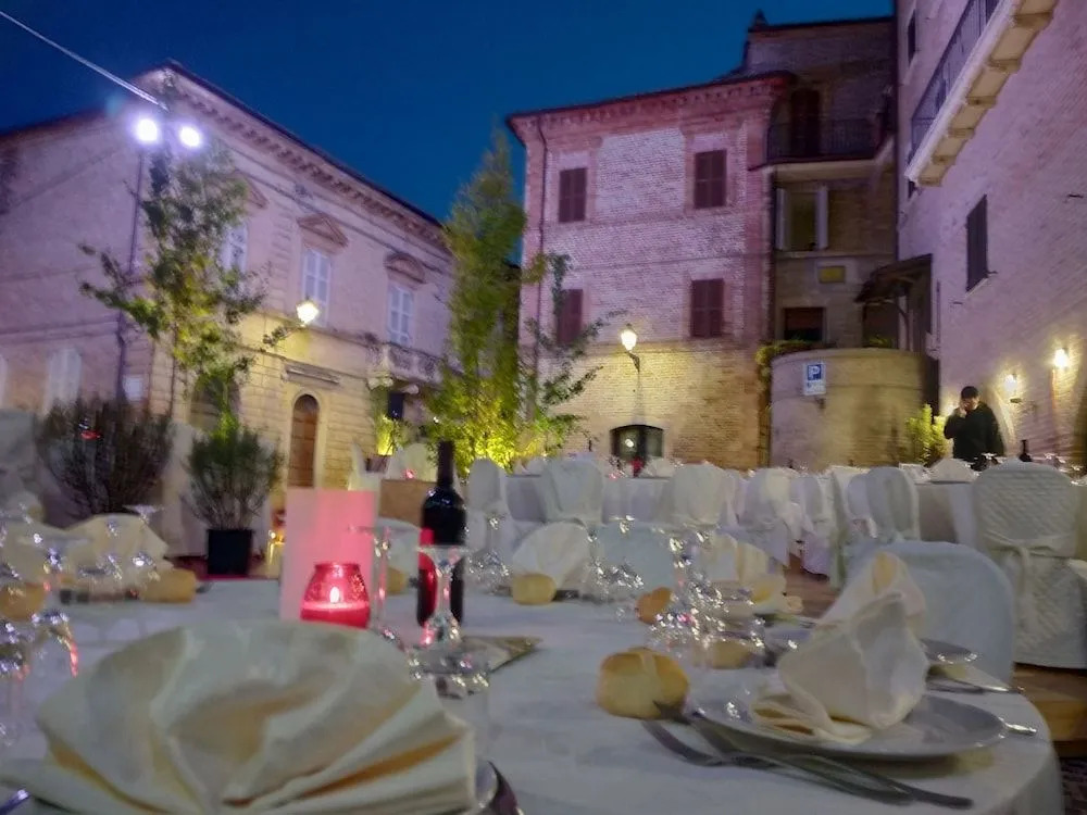 B&B Palazzo Mestichelli Boutique Palace