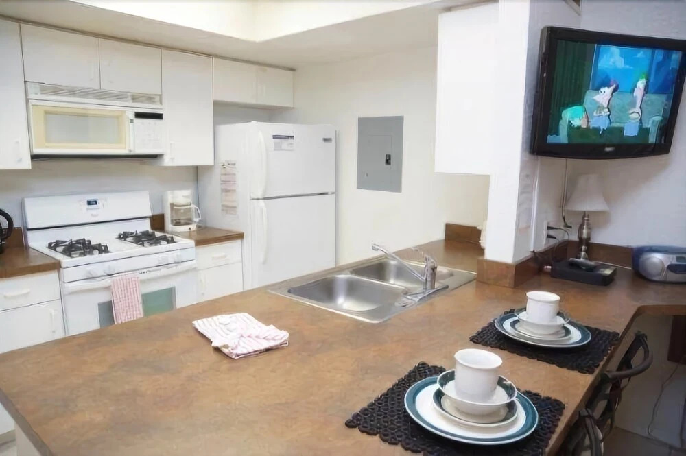 Mango Key 3166 - Three Bedroom Townhome