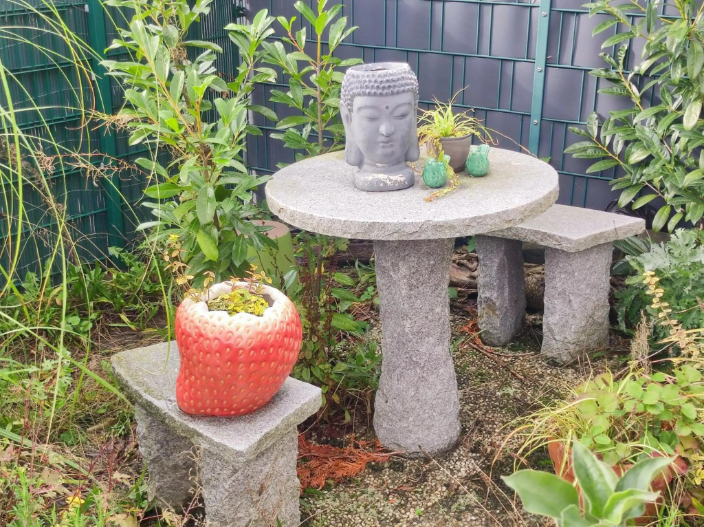 Uni, FH, Gesundheits Campus nähe, Zimmer mit Garten & Terrasse