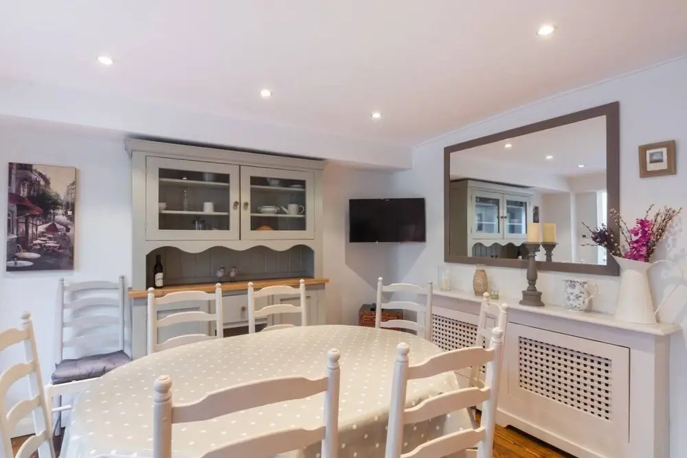 Fulham 4-bed House & Garden Near Tube