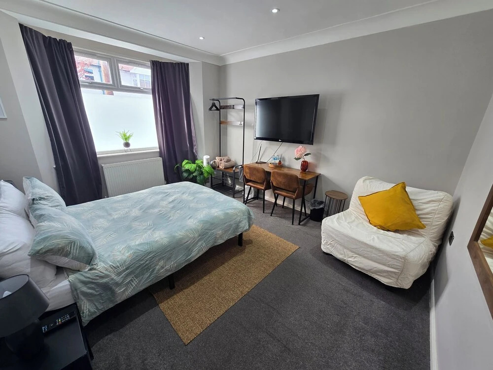 Alross guest house