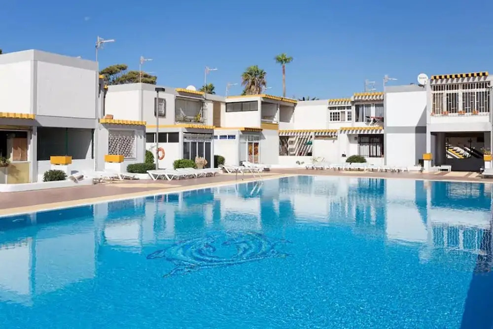 Marfil's Loft - Sun and pool