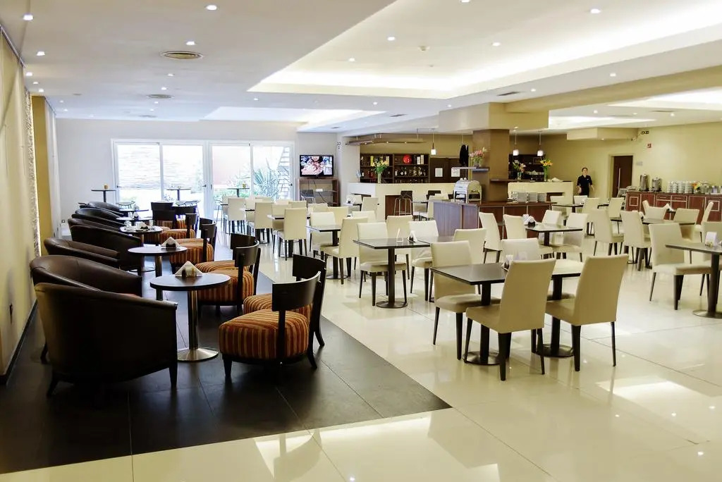 Land Plaza Hotel
