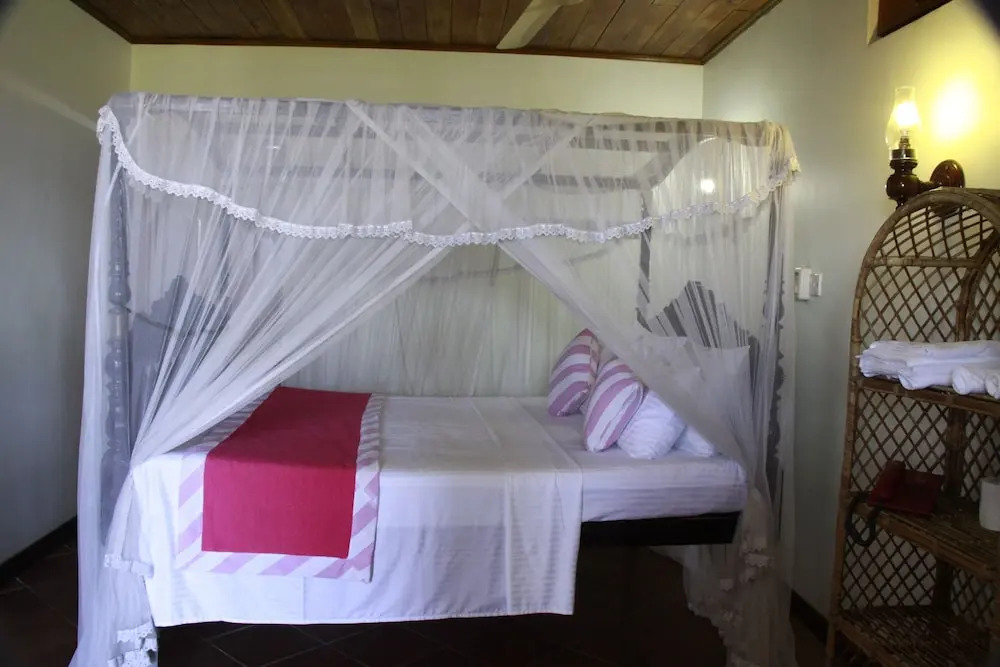 Nu-vin Beach Hotel