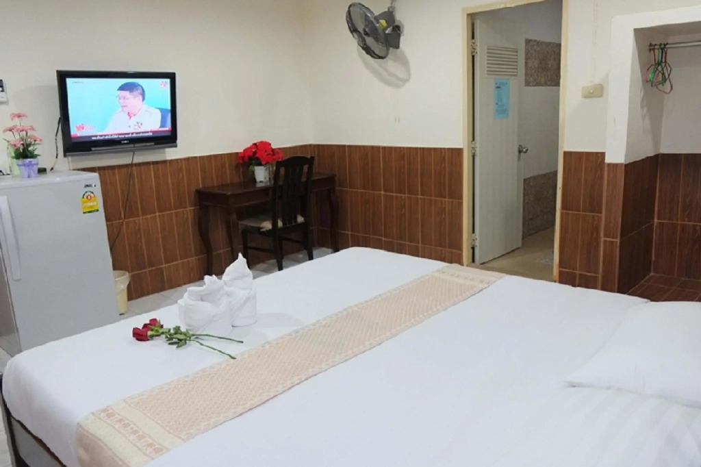 The Siam Guest House - SHA Extra Plus