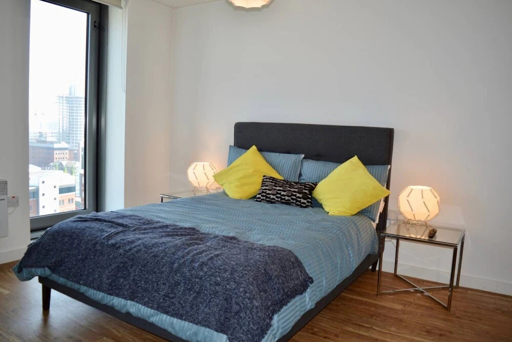 Modern Studio Apartment in Media City
