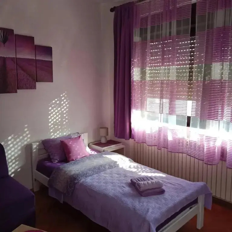Apartmani Lena 1