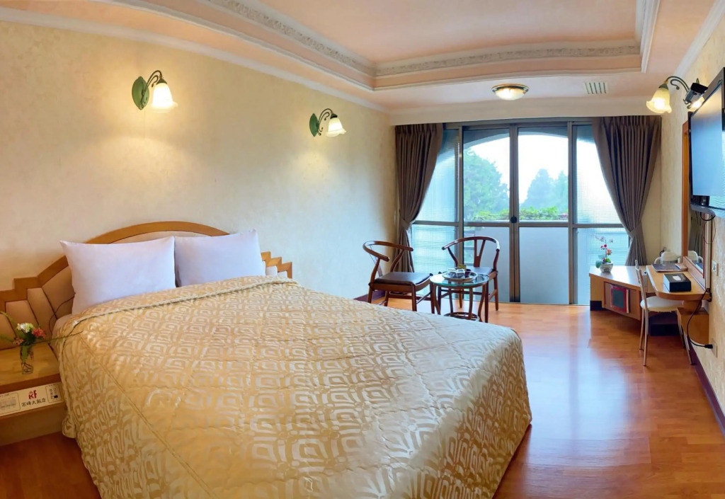 Kao Feng Hotel
