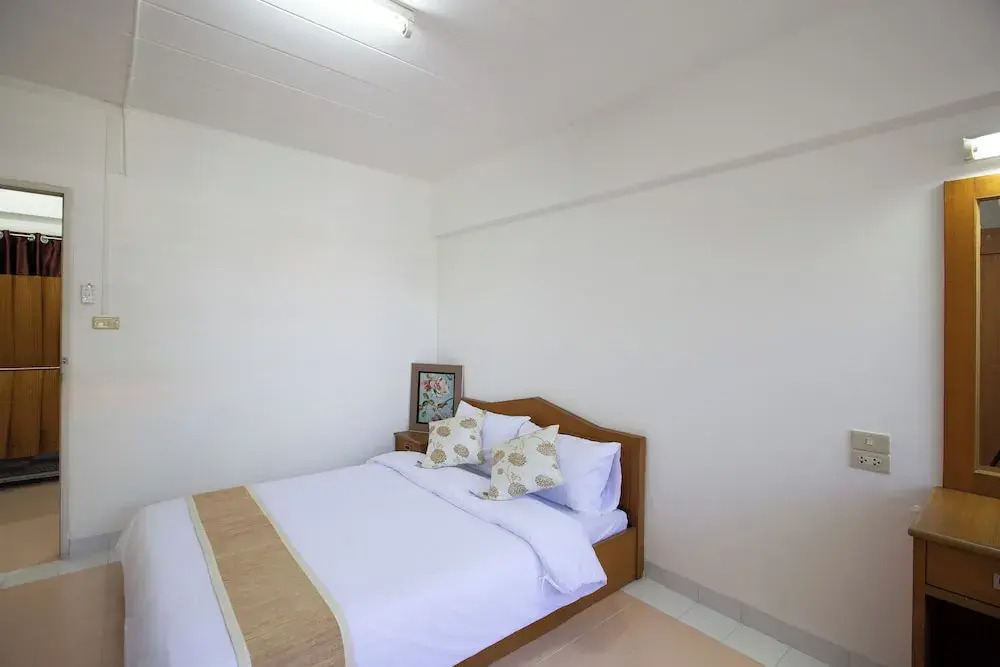 D haus Ngamwongwan Residence
