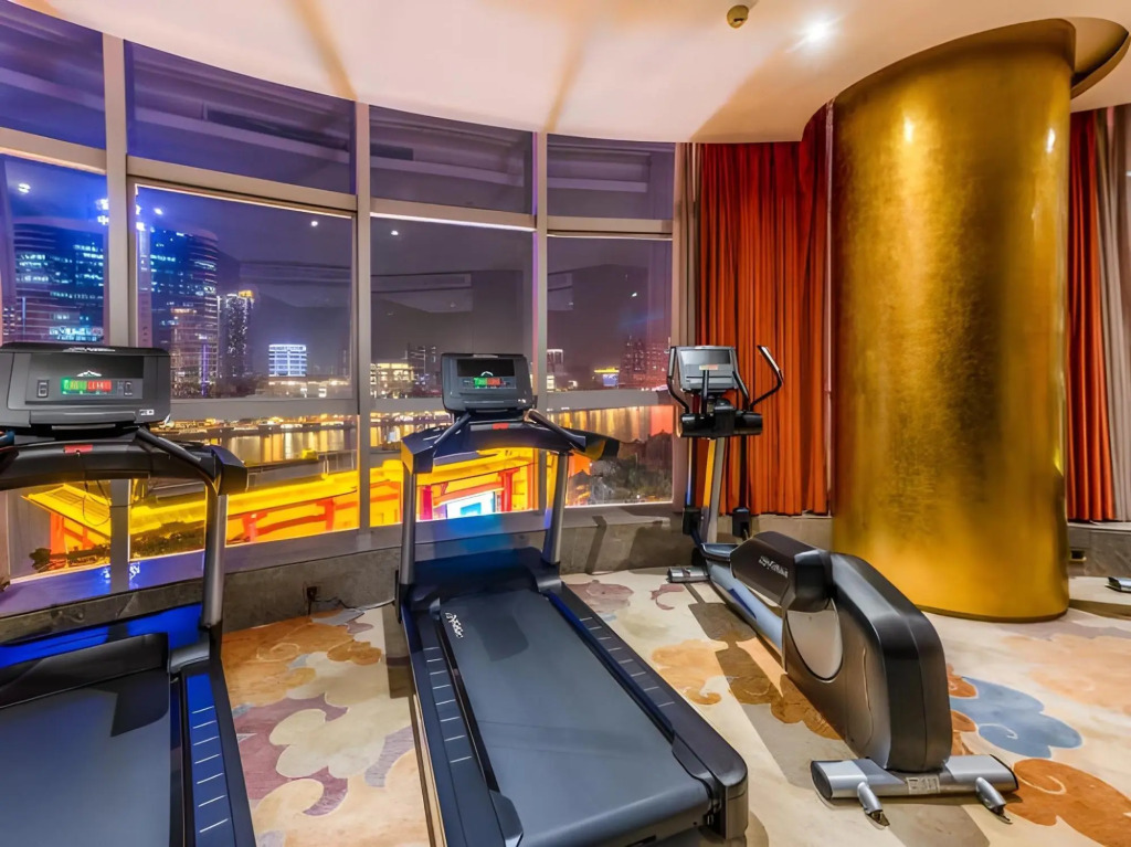 Howard Johnson Riverview Hotel Guangzhou