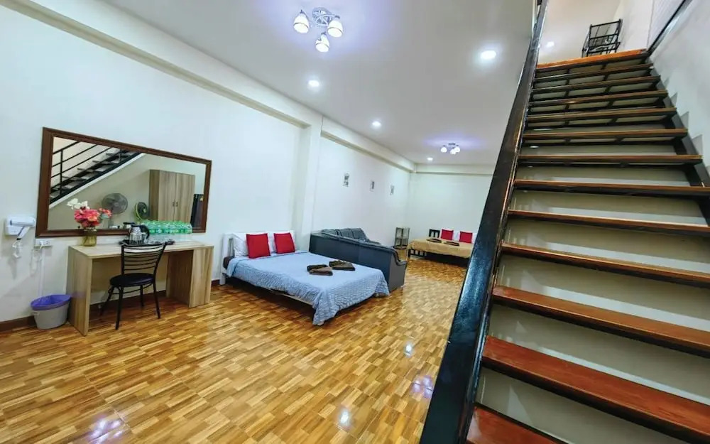 Trang Oasis Waterpark Hotel