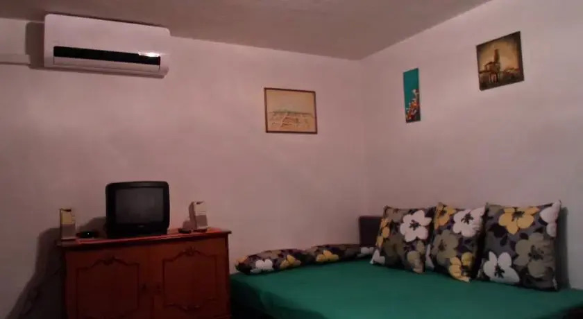 Studio Apartman Mali