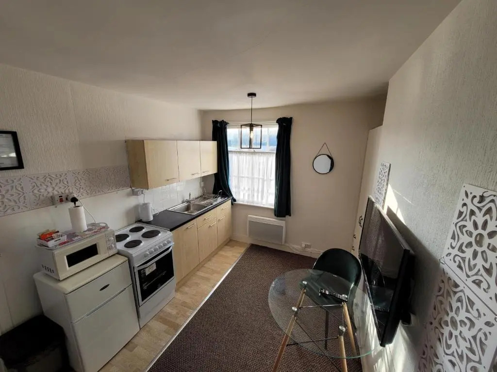 Sea Side Flat 5 with Fast Wifi And Free Parking