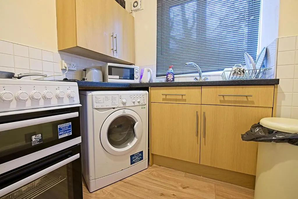 Stylish Five Star Rated Apartment