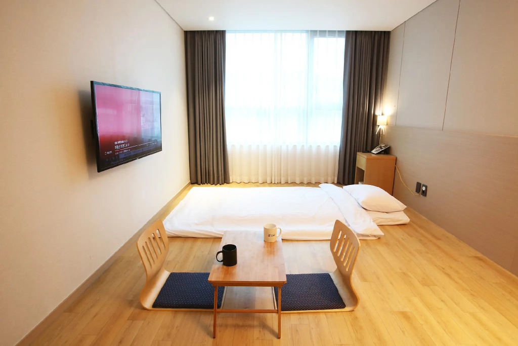 Hotel Zinc