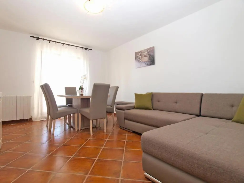 Apartments Sandra 1335