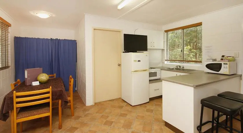 Mapleton Cabins & Caravan Park