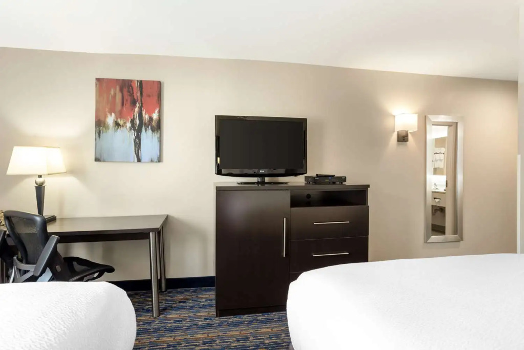 Best Western Plus Fairfield Hotel