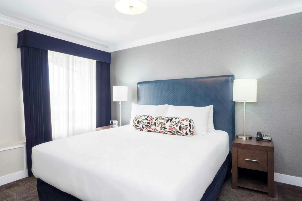 Sandman Signature Prince George Hotel