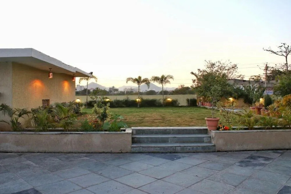 Sudishti Holiday Homes and Farms