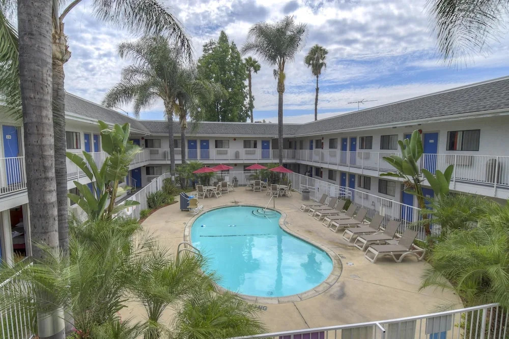 Motel 6 Los Angeles - Baldwin Park