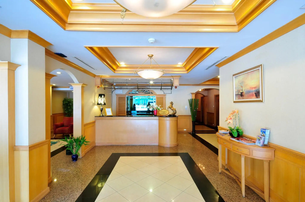 Admiral Suites Executive Serviced Apartment