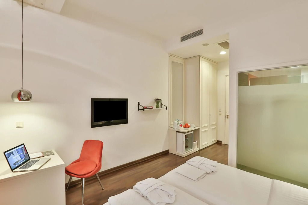 Senatus Hotel - Special Class
