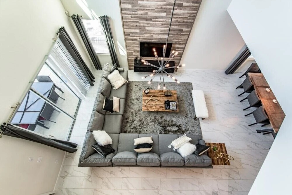 5 Bedroom 5 Bathroom In Storey Lake