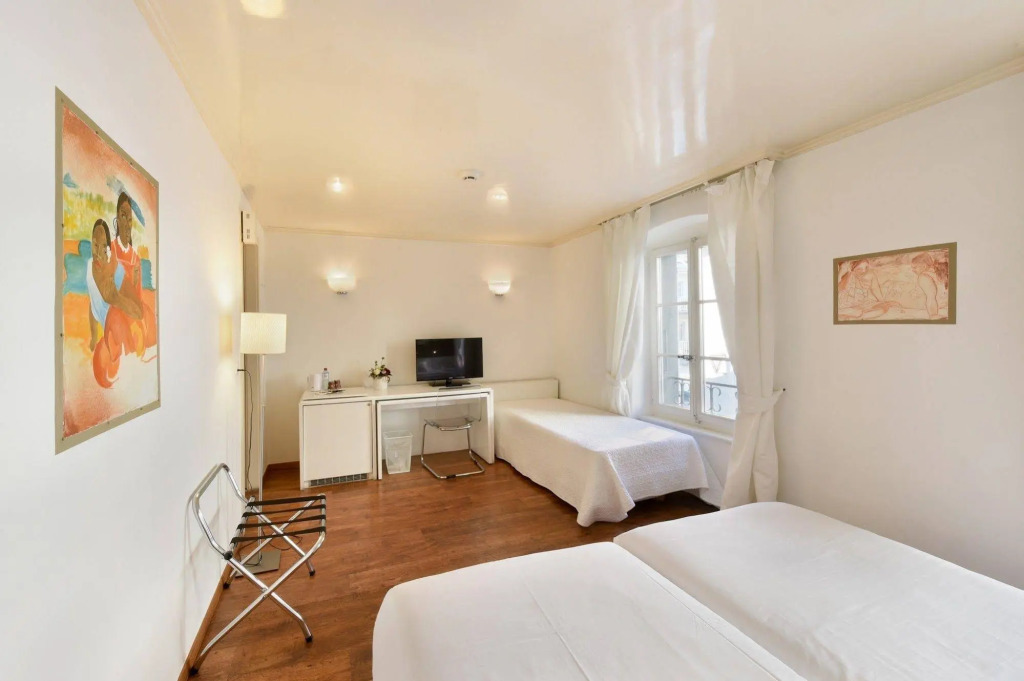 LHôtel by Hostellerie du Château