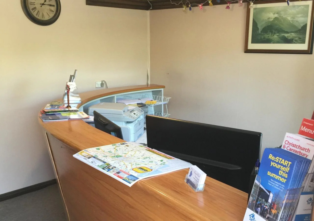 Ferry Motel