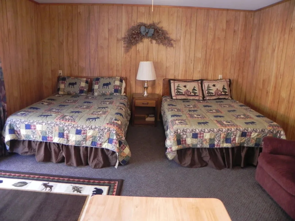 Riverview Pines