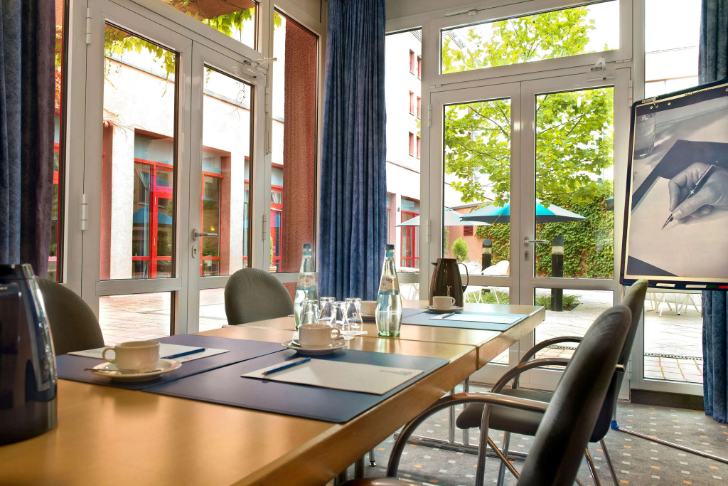TRYP by Wyndham Halle