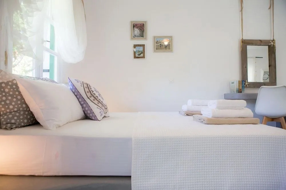 Palatiana Agriturismo-Philoxenia Cottages Retreat