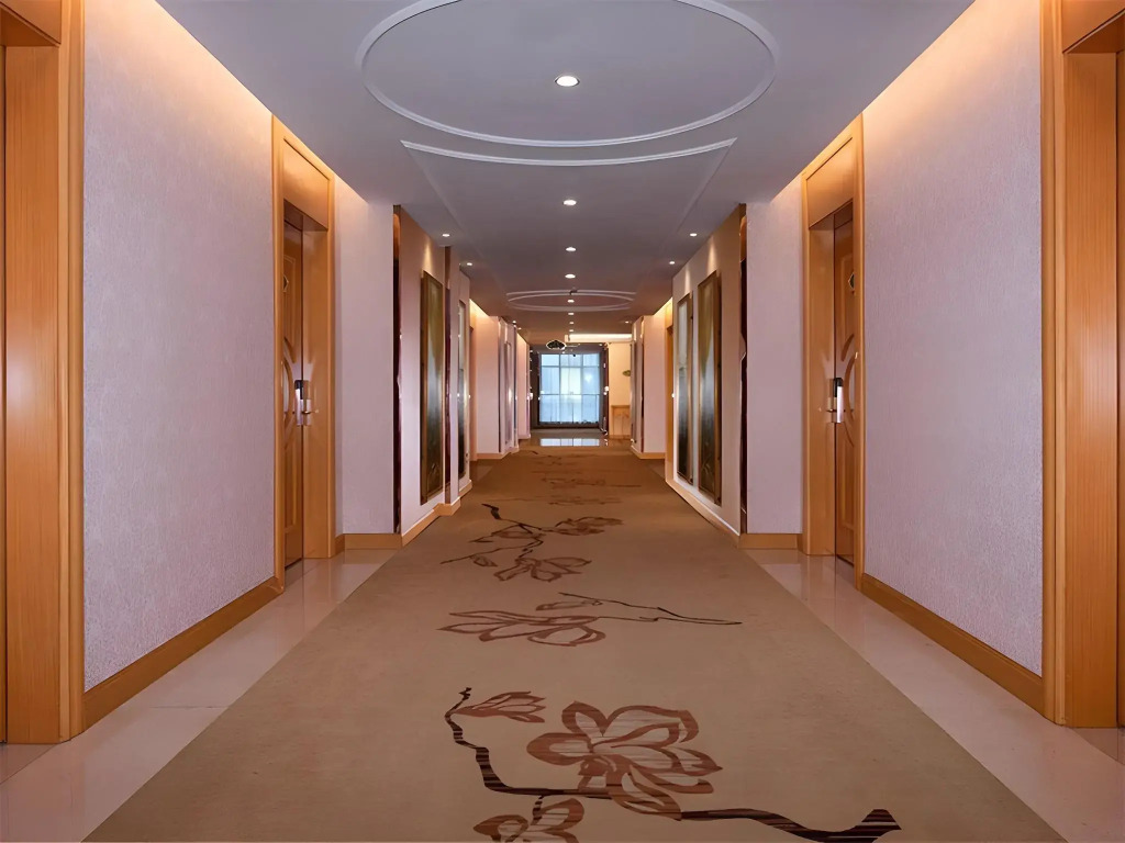 Vienna Hotel Dongguan Houjie Exhibition Center