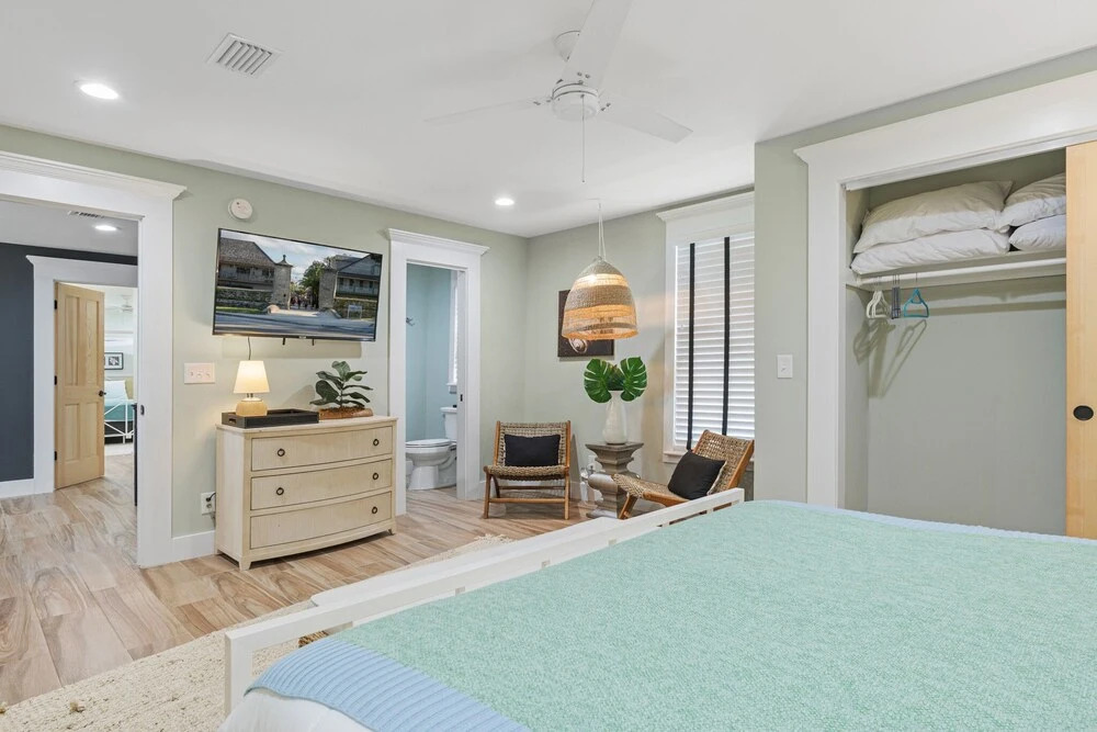 Historic Dream - Unit A
