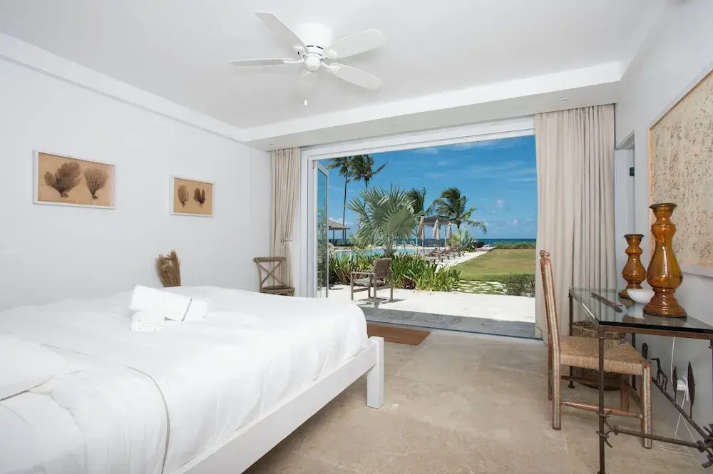 Seaside Serenity: Private Home With Ocean Views