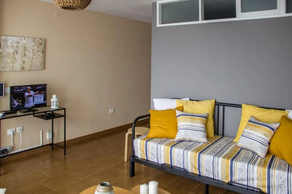 Acogedor apartamento con vista al mar.