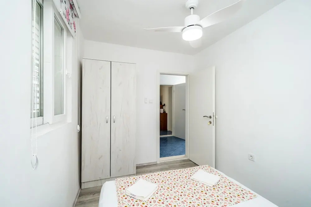 Apartment & Rooms Alan