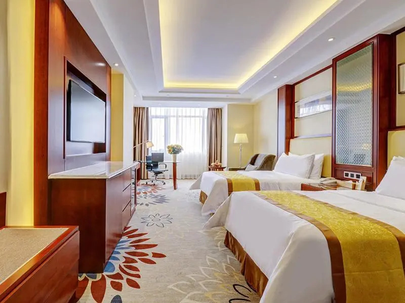 Vienna Hotel (Nanchang County Chengbi Lake)