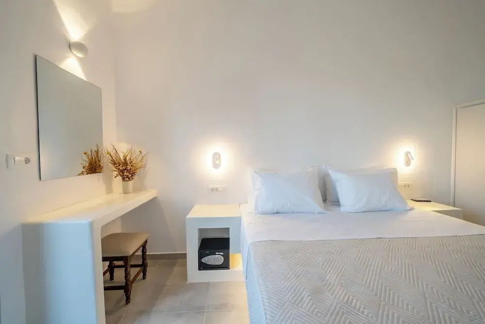 Alaya Suites
