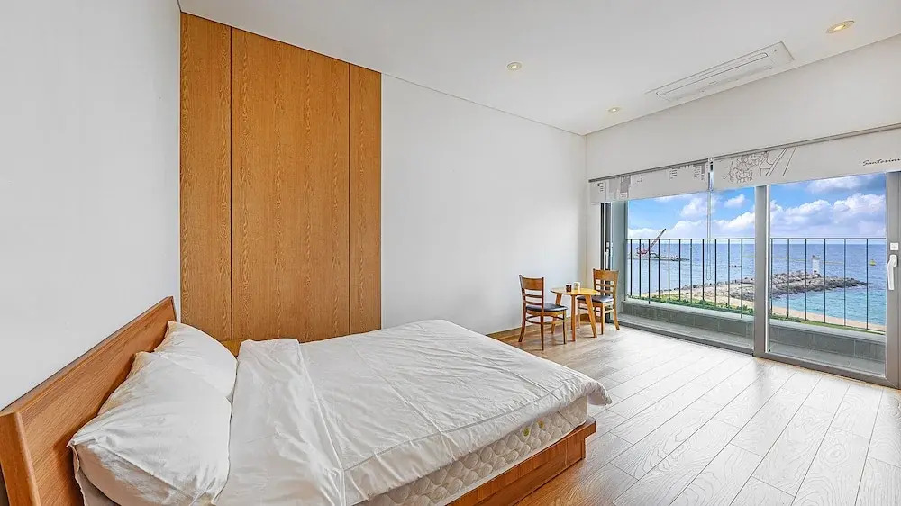 Bada Sol Hotel and Pension