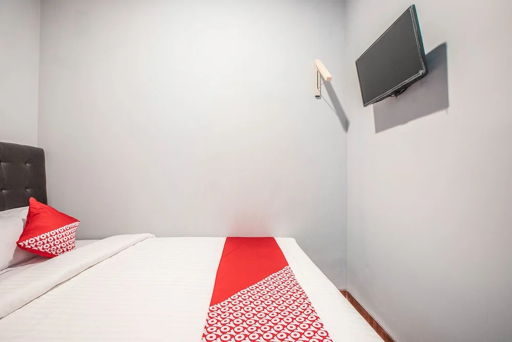 Urbanview Hotel Arafuru Residence Duren Sawit