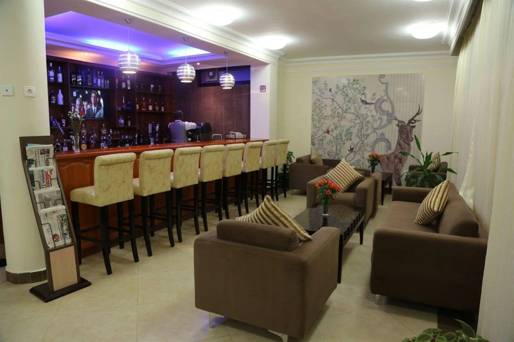 Caravan Hotel