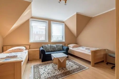 5504 Private Rooms