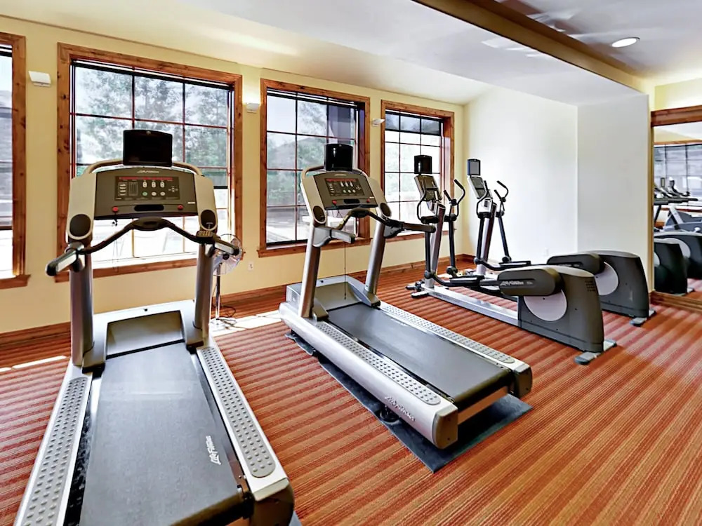 New Listing! The Valley: Luxe Ski-in/ski-out 3 Bedroom Condo