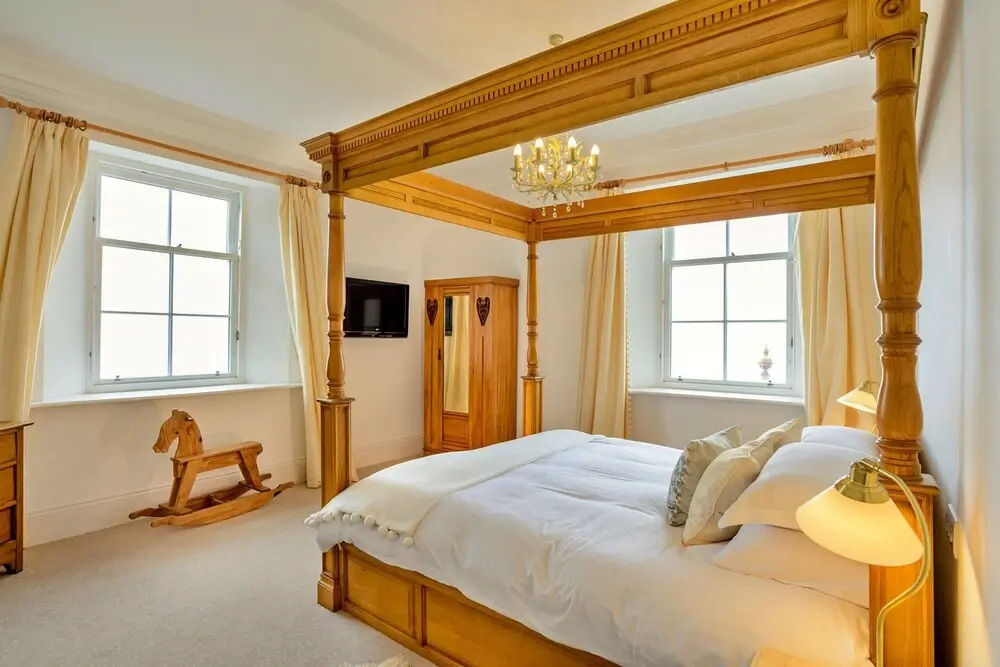 Self-catering Retreat With Pool, hot tub